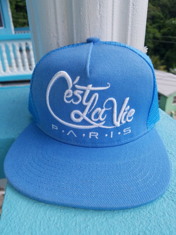 "Hunters net sky" babyblue white"